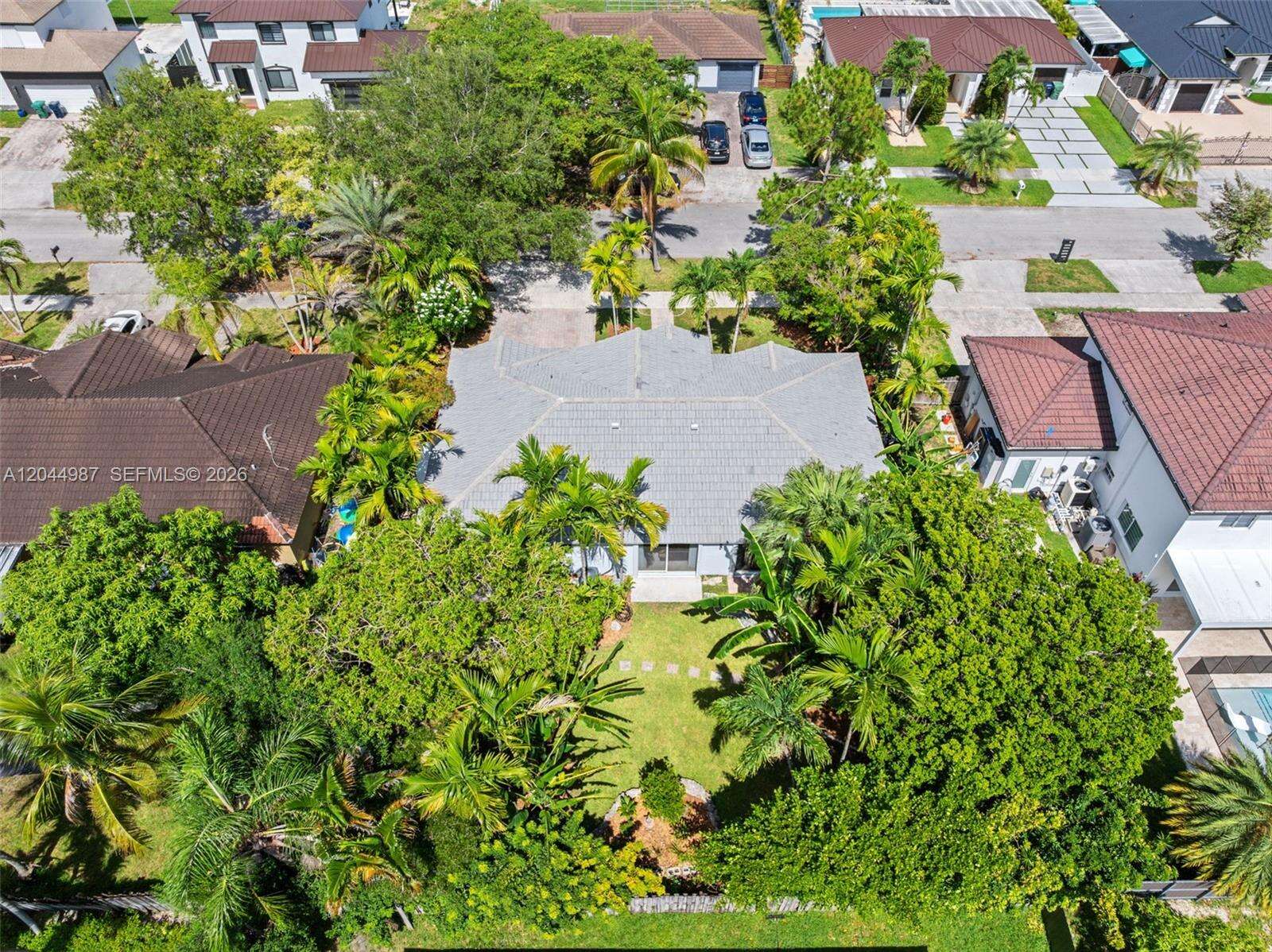 18061 152nd Ct, Miami, FL 33187 - For Sale photo 25