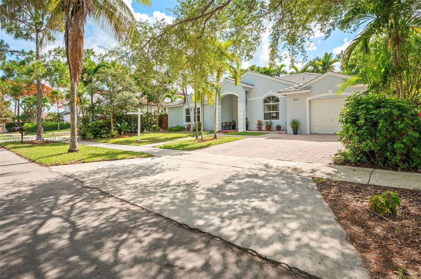 18061 152nd Ct, Miami, FL 33187 - For Sale photo 27