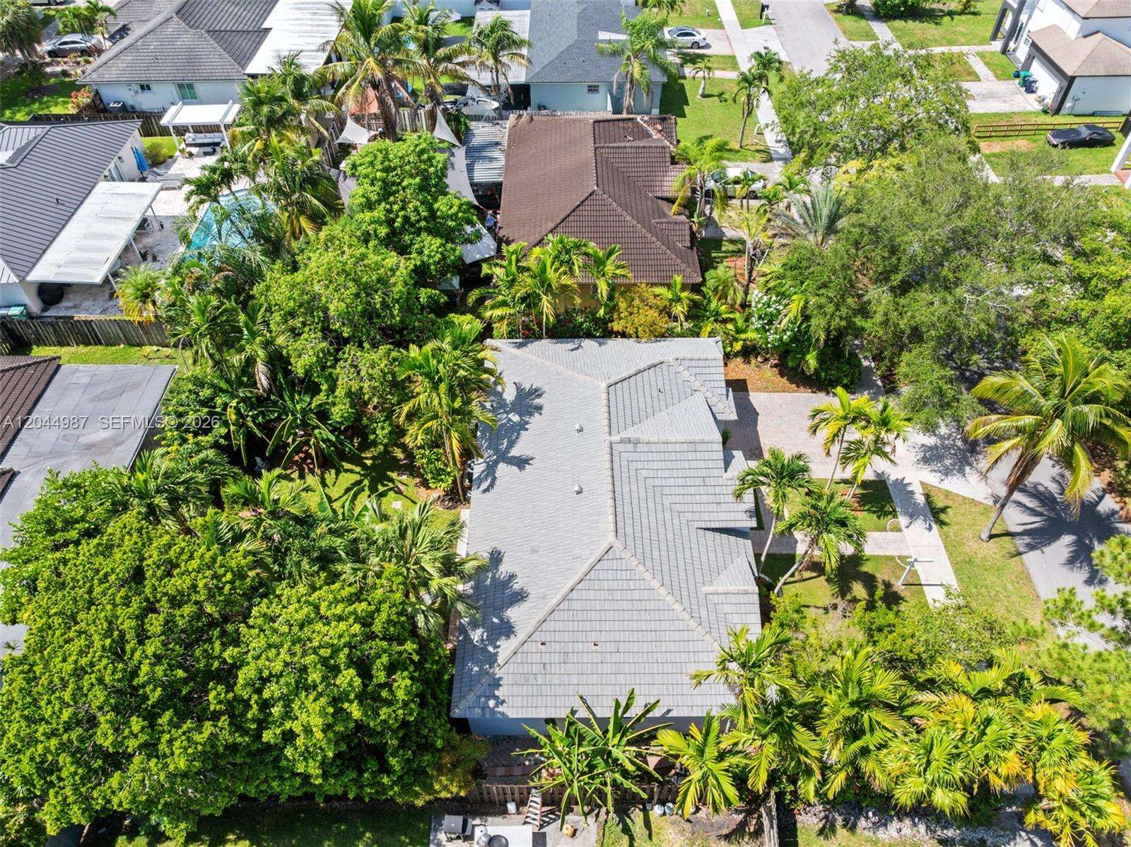 18061 152nd Ct, Miami, FL 33187 - For Sale photo 35