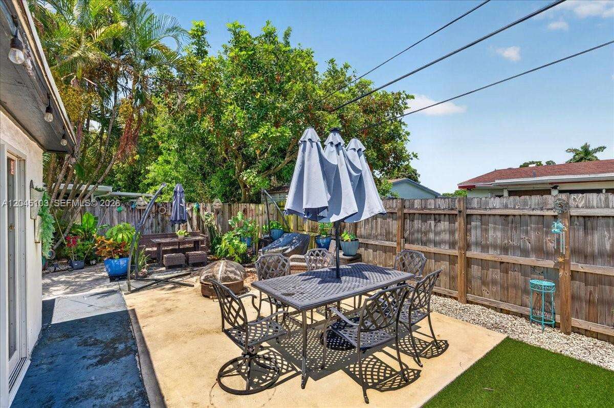 1131 75th Ave, Hollywood, FL 33024 - For Sale photo 23