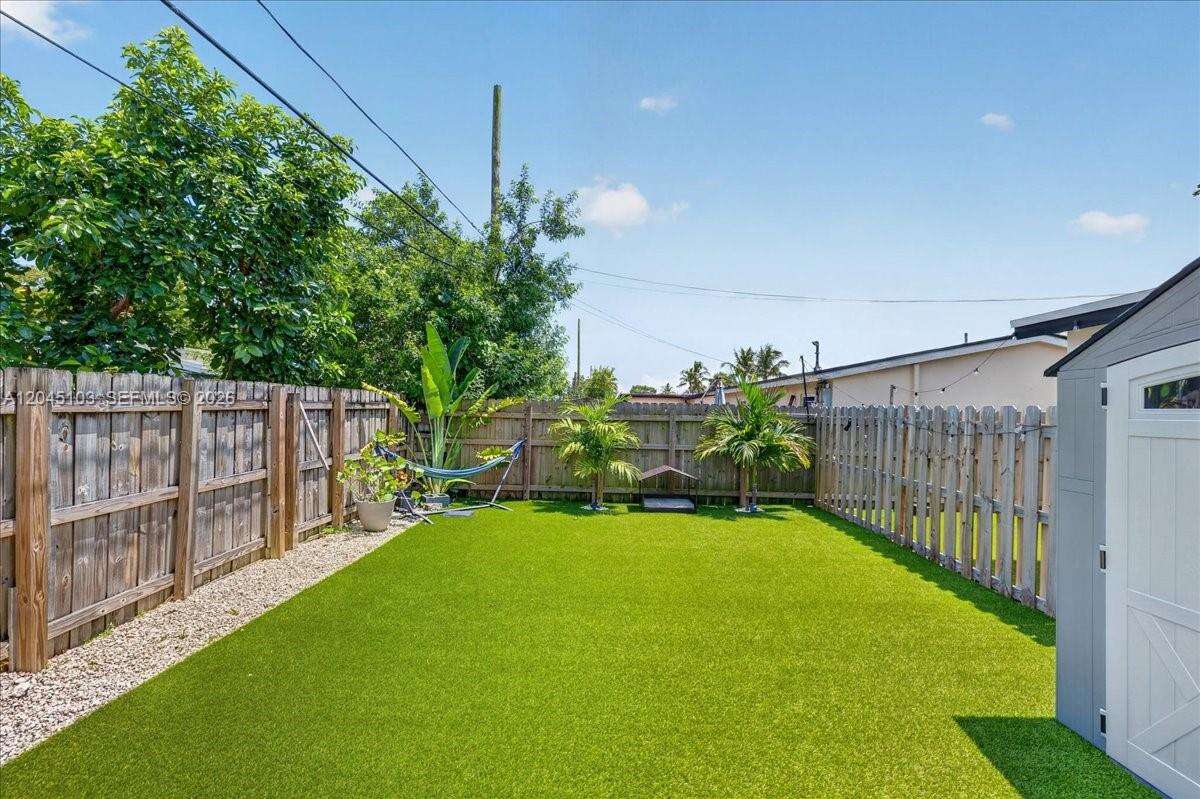 1131 75th Ave, Hollywood, FL 33024 - For Sale photo 24