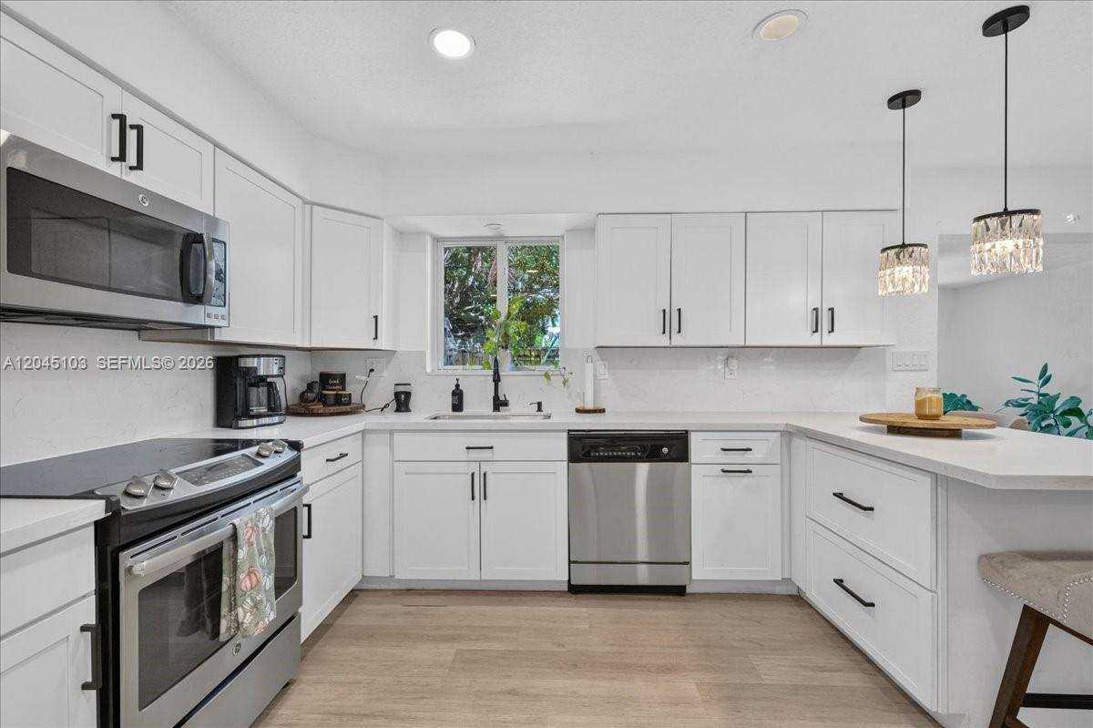 1131 75th Ave, Hollywood, FL 33024 - For Sale photo 7