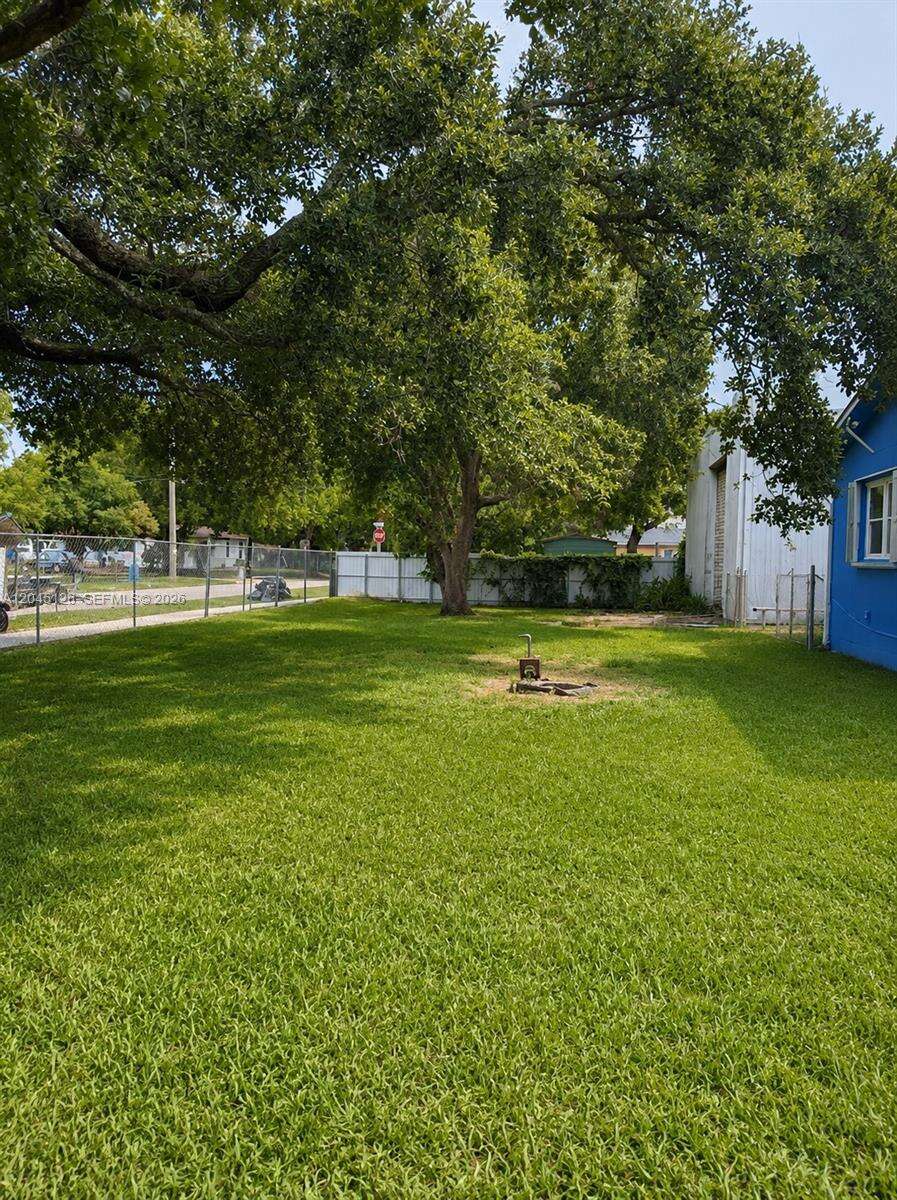 6145 Hayes St, Hollywood, FL 33024 - For Sale photo 7