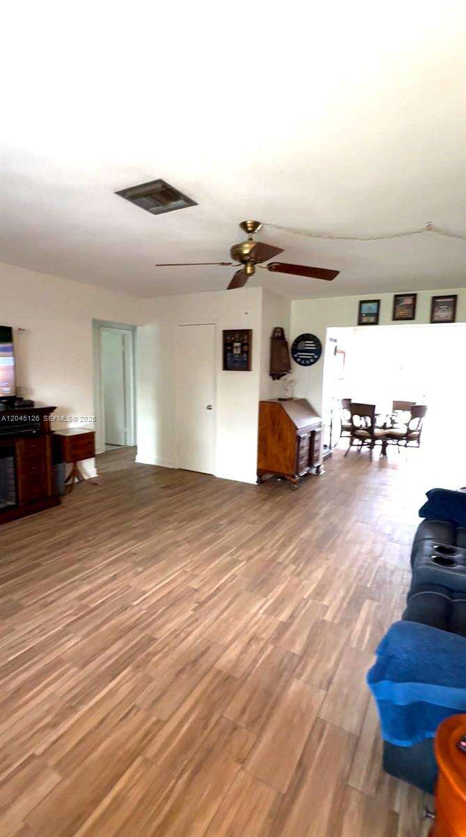 6145 Hayes St, Hollywood, FL 33024 - For Sale photo 10
