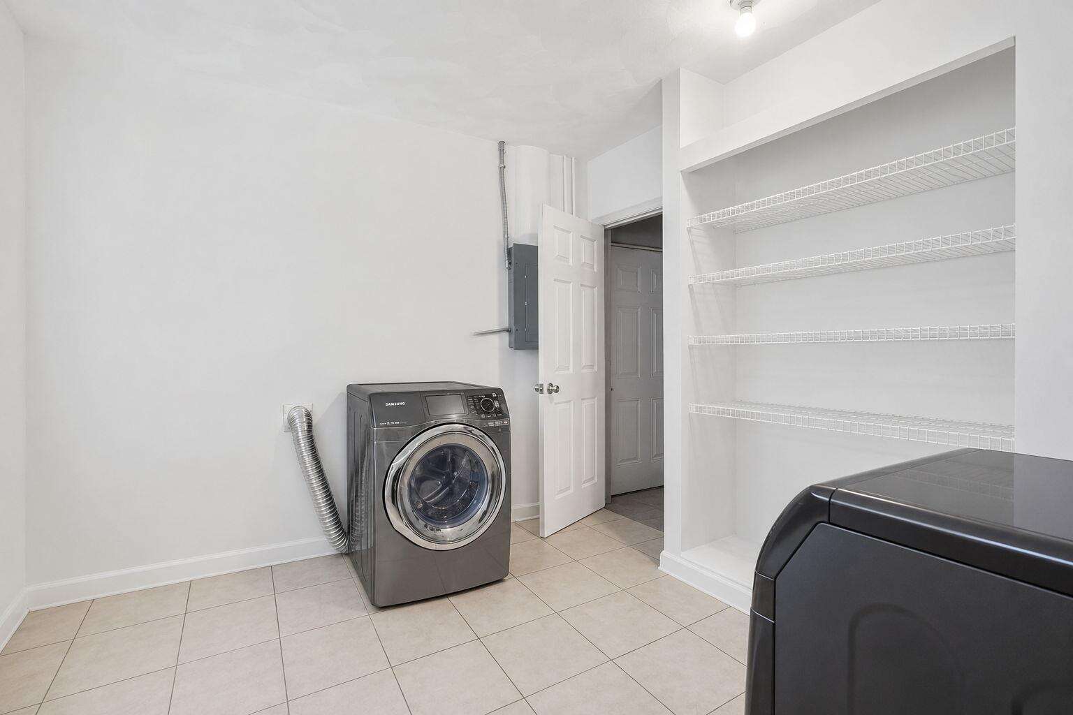 2220 47th, Hollywood, FL 33021 - For Sale photo 13