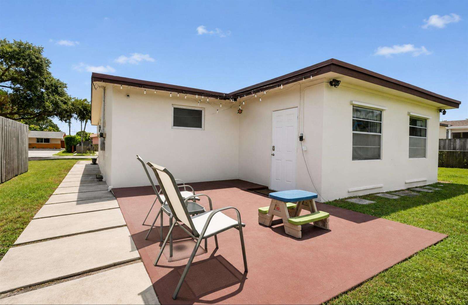 2220 47th, Hollywood, FL 33021 - For Sale photo 19