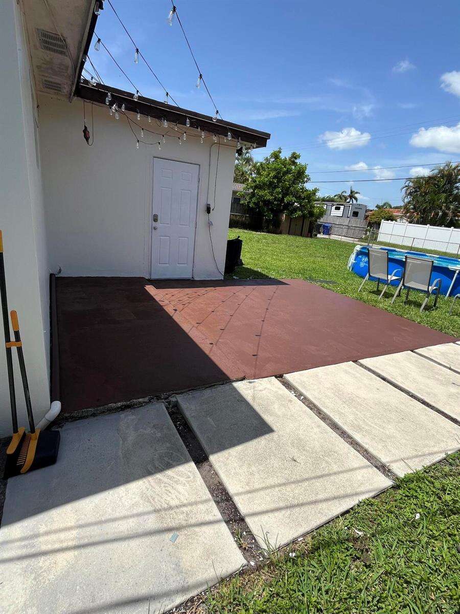 2220 47th, Hollywood, FL 33021 - For Sale photo 6