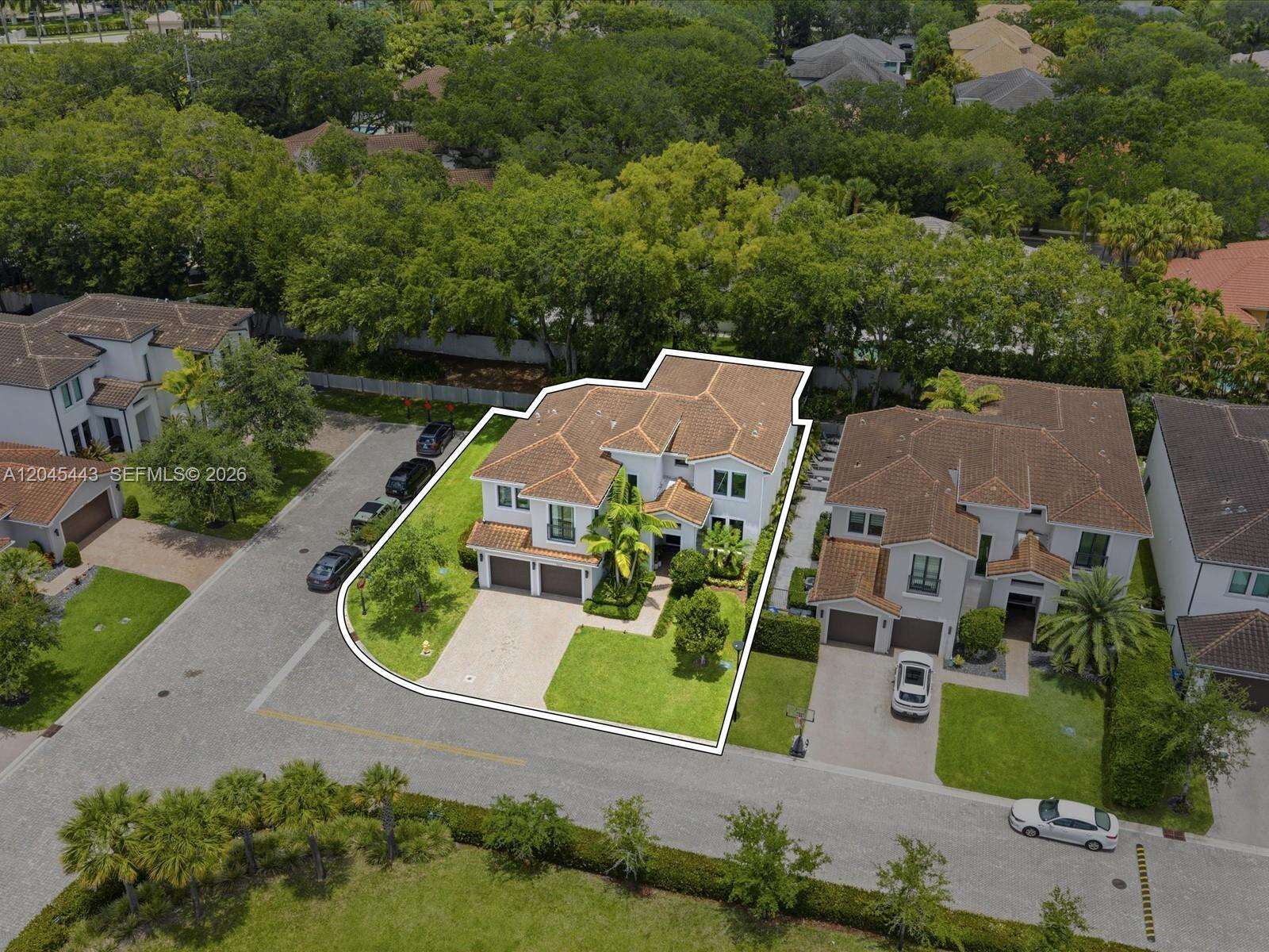 3439 Brookfield Cir N, Hollywood, FL 33312 - For Sale photo 3