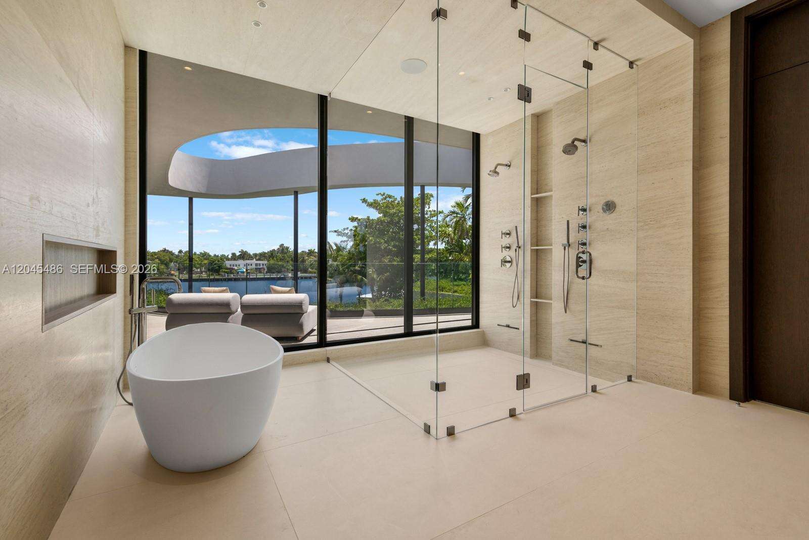 1015 Southlake Dr, Hollywood, FL 33019 - For Sale photo 24