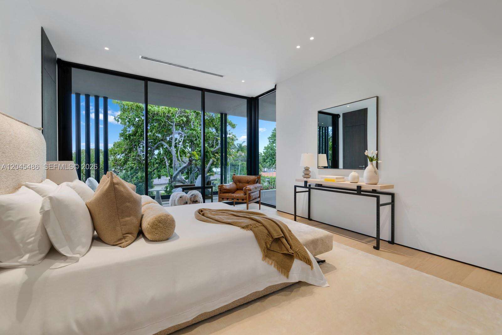 1015 Southlake Dr, Hollywood, FL 33019 - For Sale photo 27