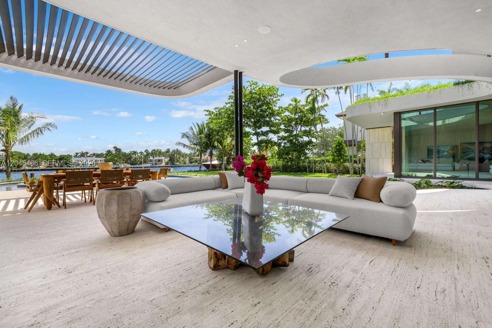 1015 Southlake Dr, Hollywood, FL 33019 - For Sale photo 6