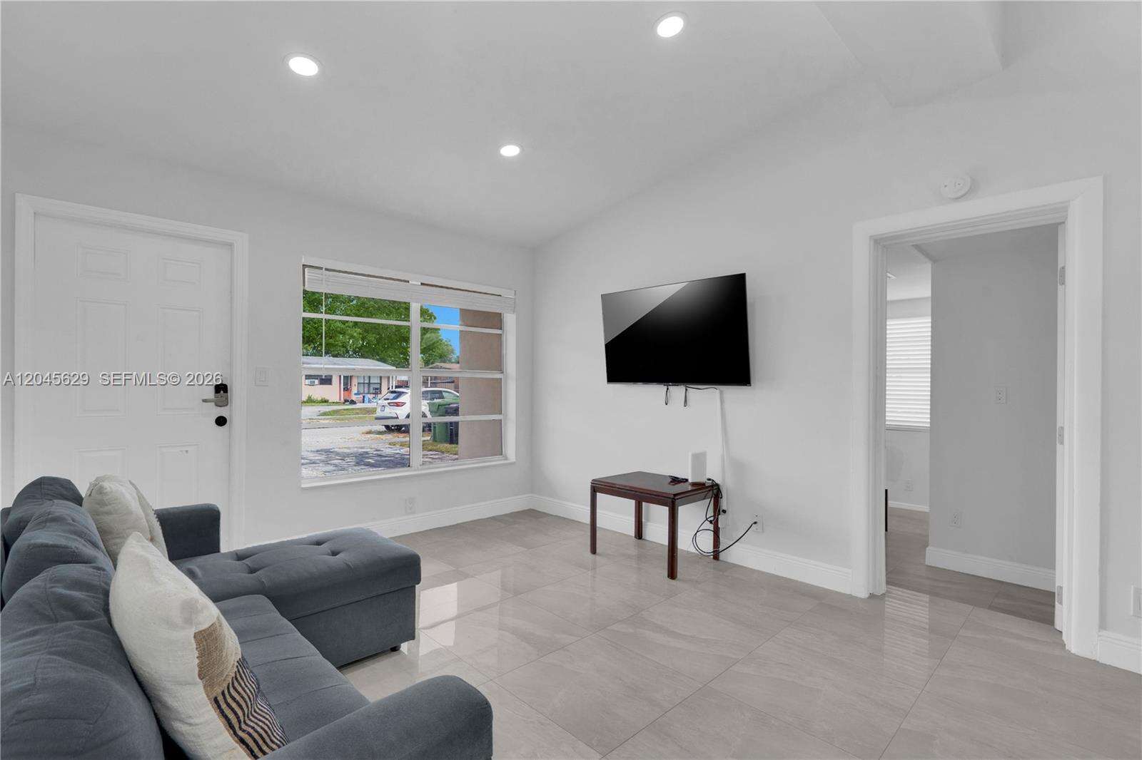 1016 22nd Ter, Fort Lauderdale, FL 33312 - For Sale photo 7