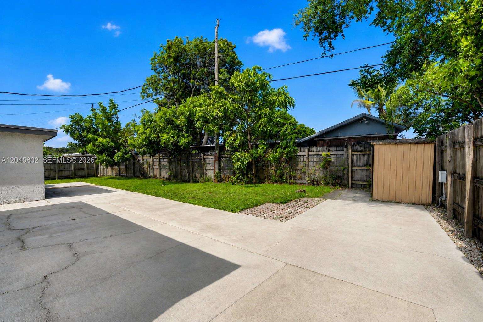 1300 70th Ter, Hollywood, FL 33024 - For Sale photo 41