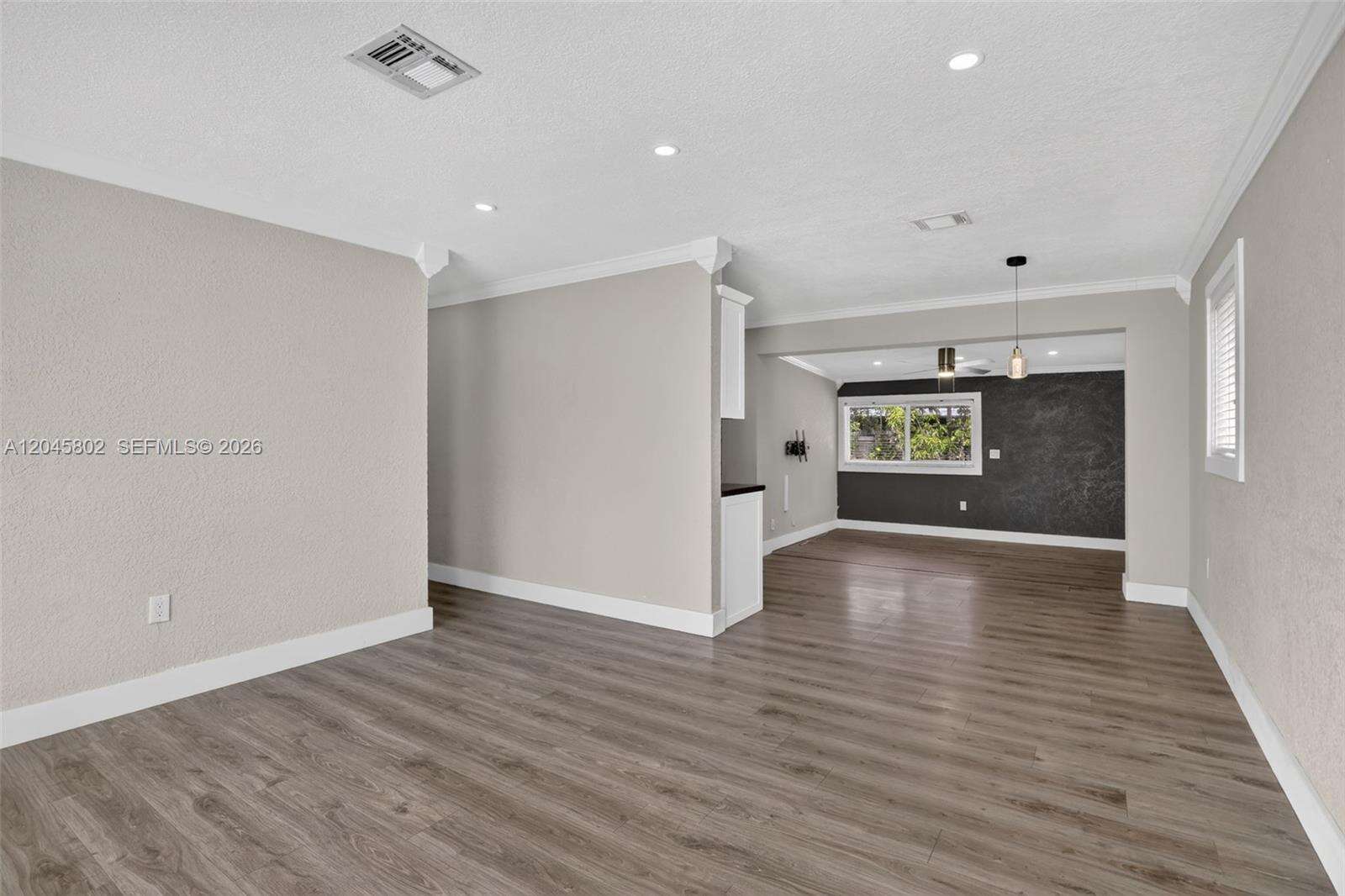 1300 70th Ter, Hollywood, FL 33024 - For Sale photo 6