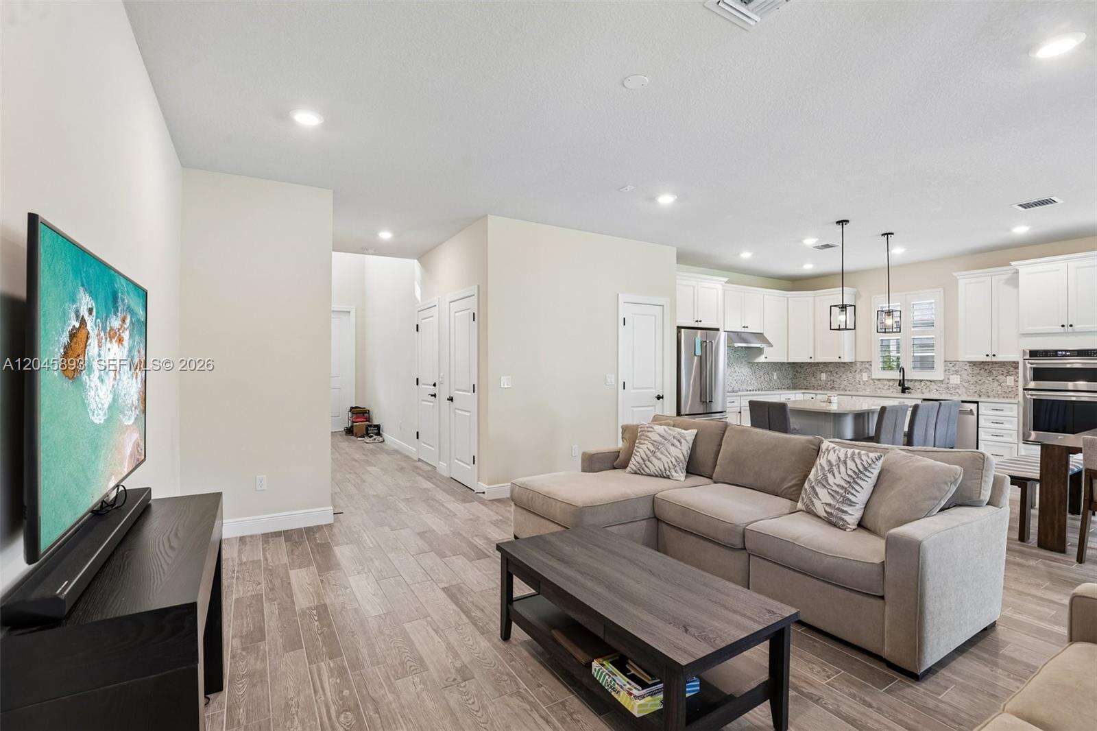 1636 Trailhead Ter, Hollywood, FL 33021 - For Sale photo 13