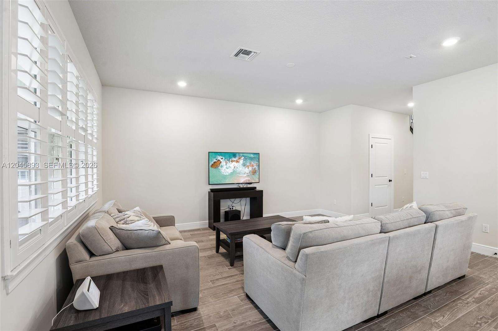 1636 Trailhead Ter, Hollywood, FL 33021 - For Sale photo 14