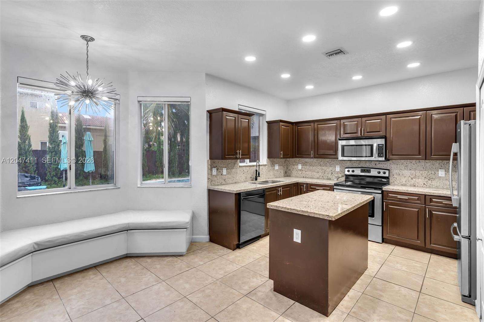 1922 22nd Ct, Homestead, FL 33035 - For Sale photo 9