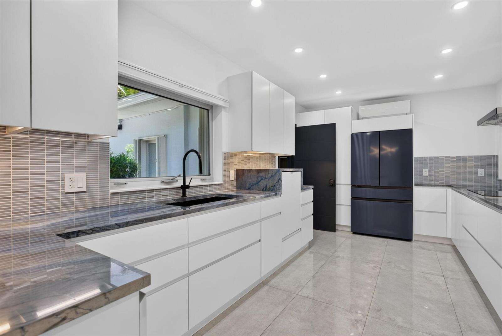 2614 15th, Fort Lauderdale, FL 33304 - For Sale photo 12