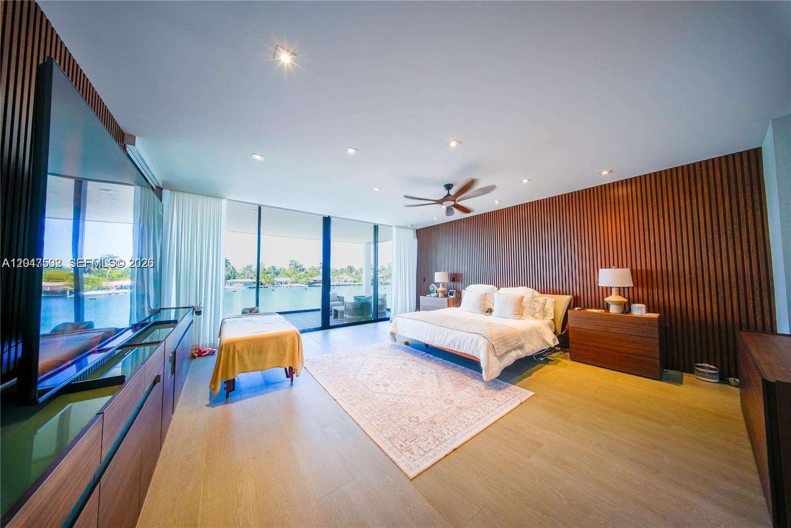 7520 Treasure Dr, North Bay Village, FL 33141 - For Sale photo 13