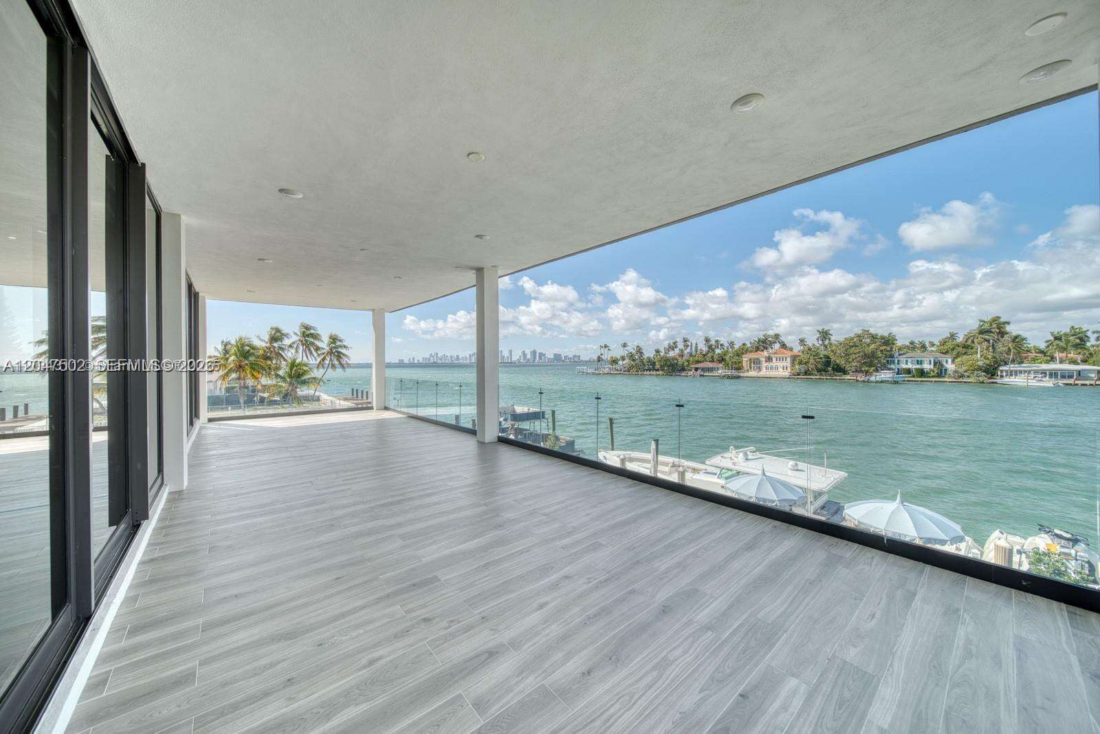 7520 Treasure Dr, North Bay Village, FL 33141 - For Sale photo 17
