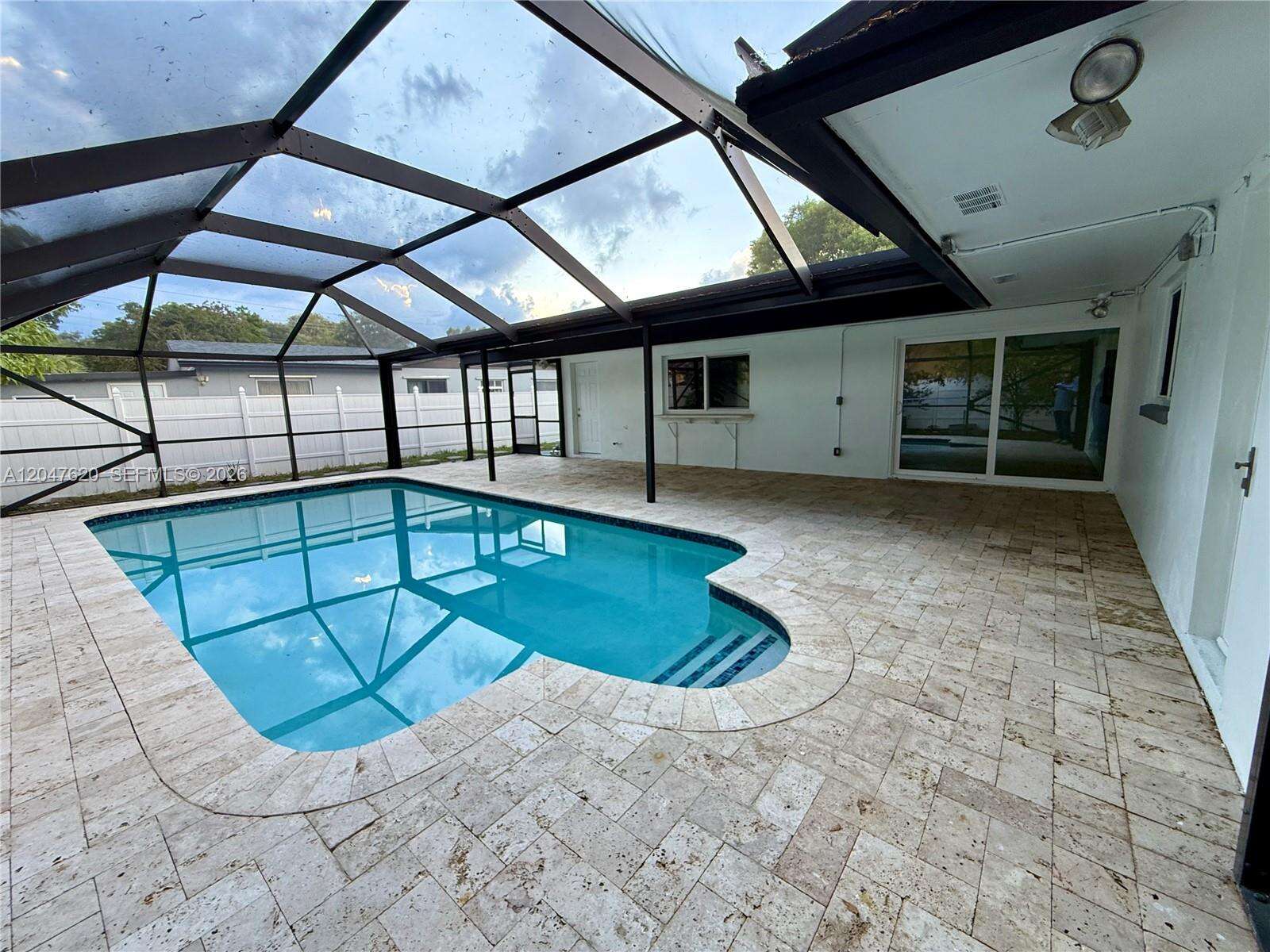 9110 18th Ct, Pembroke Pines, FL 33024 - For Sale photo 2