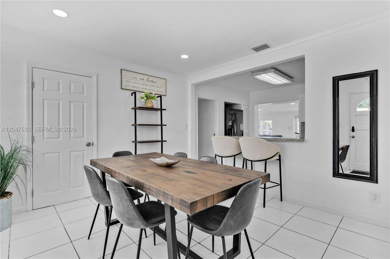 6445 22nd Ct, Miramar, FL 33023 - For Sale photo 2