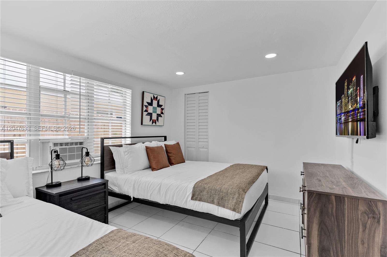 6445 22nd Ct, Miramar, FL 33023 - For Sale photo 13