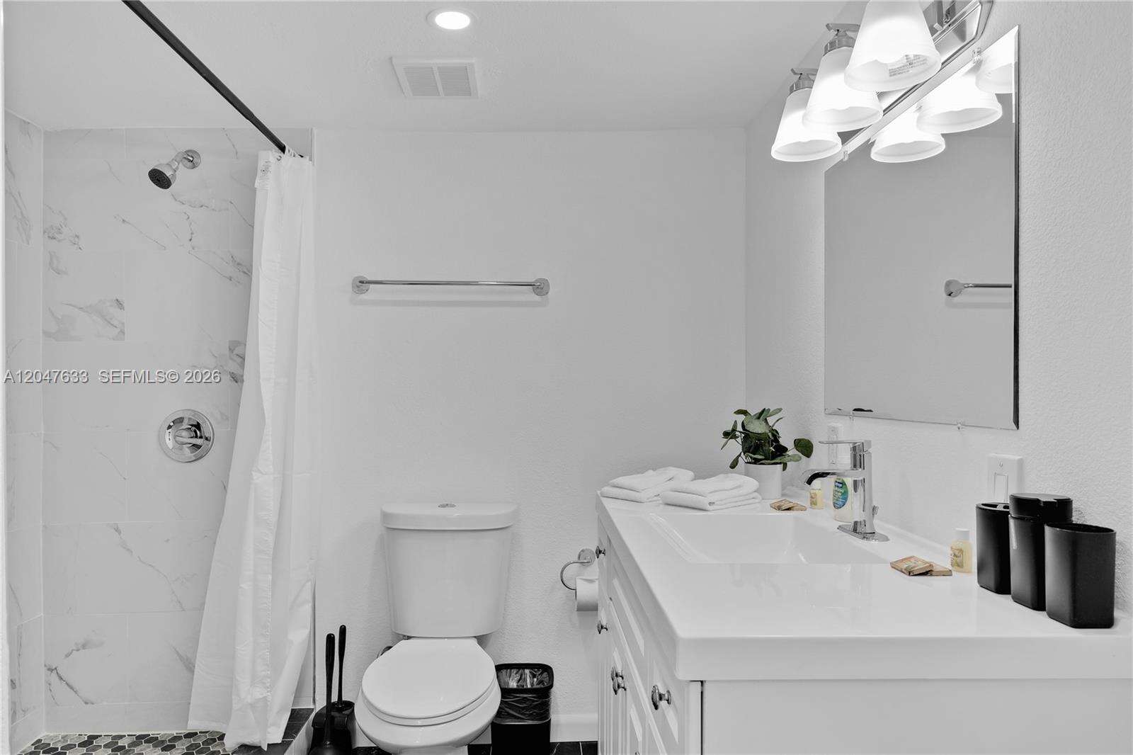 6445 22nd Ct, Miramar, FL 33023 - For Sale photo 8