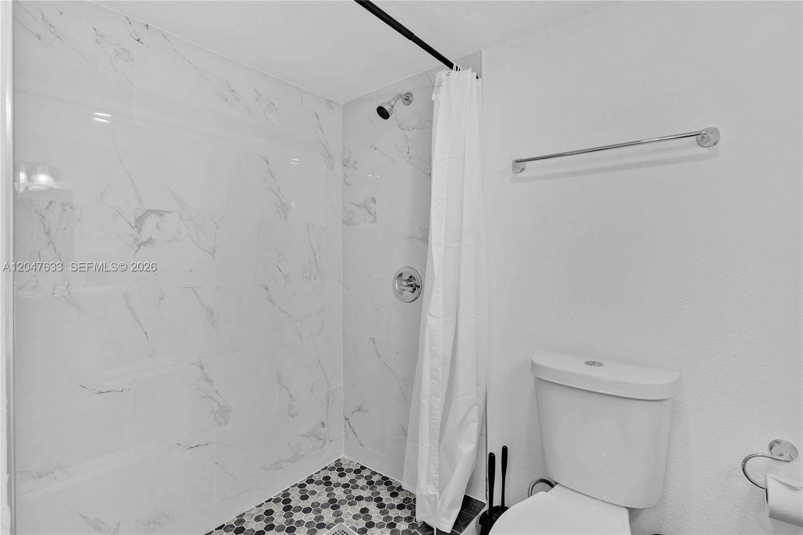 6445 22nd Ct, Miramar, FL 33023 - For Sale photo 9