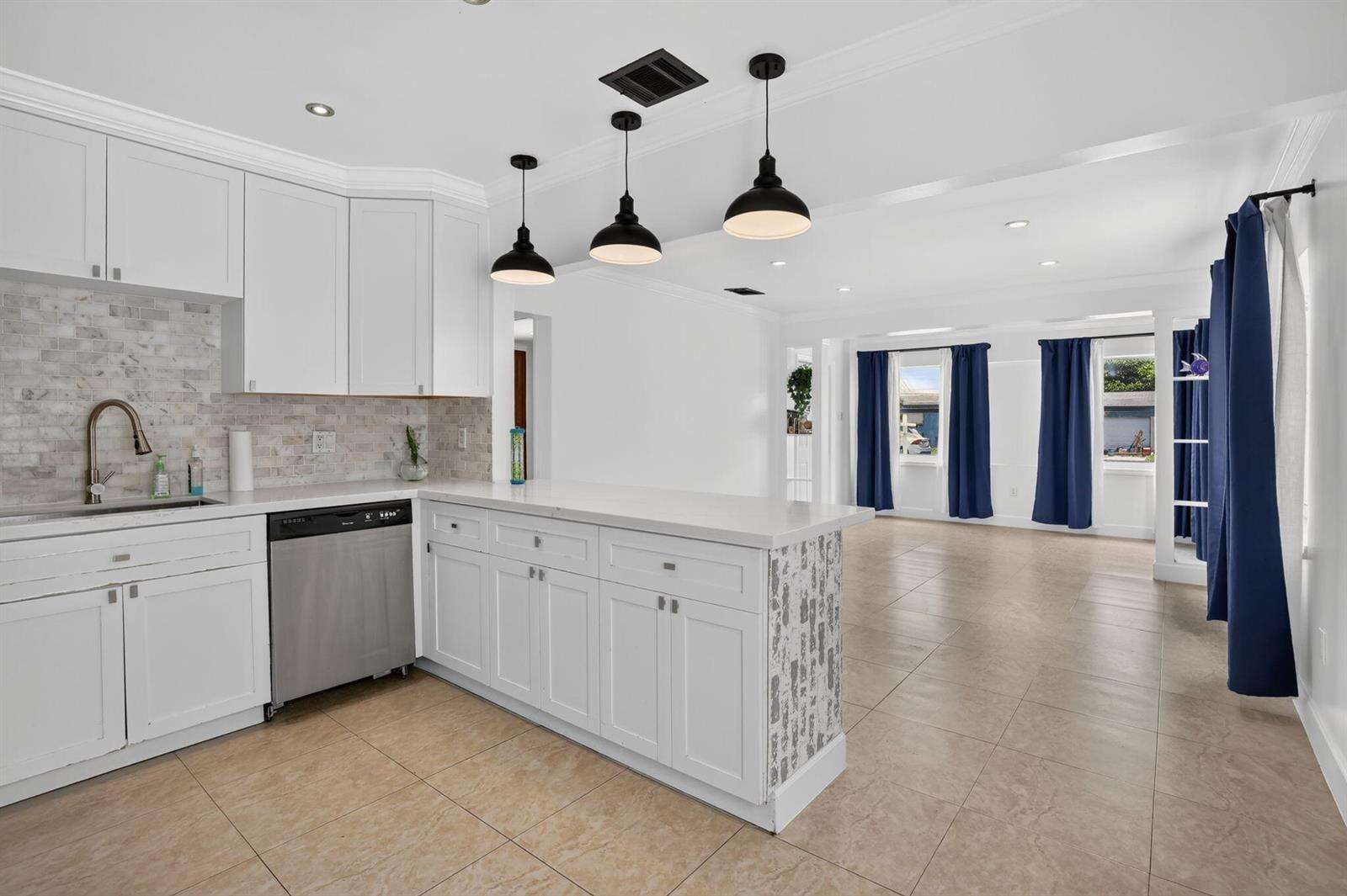 2427 Harding, Hollywood, FL 33020 - For Sale photo 1