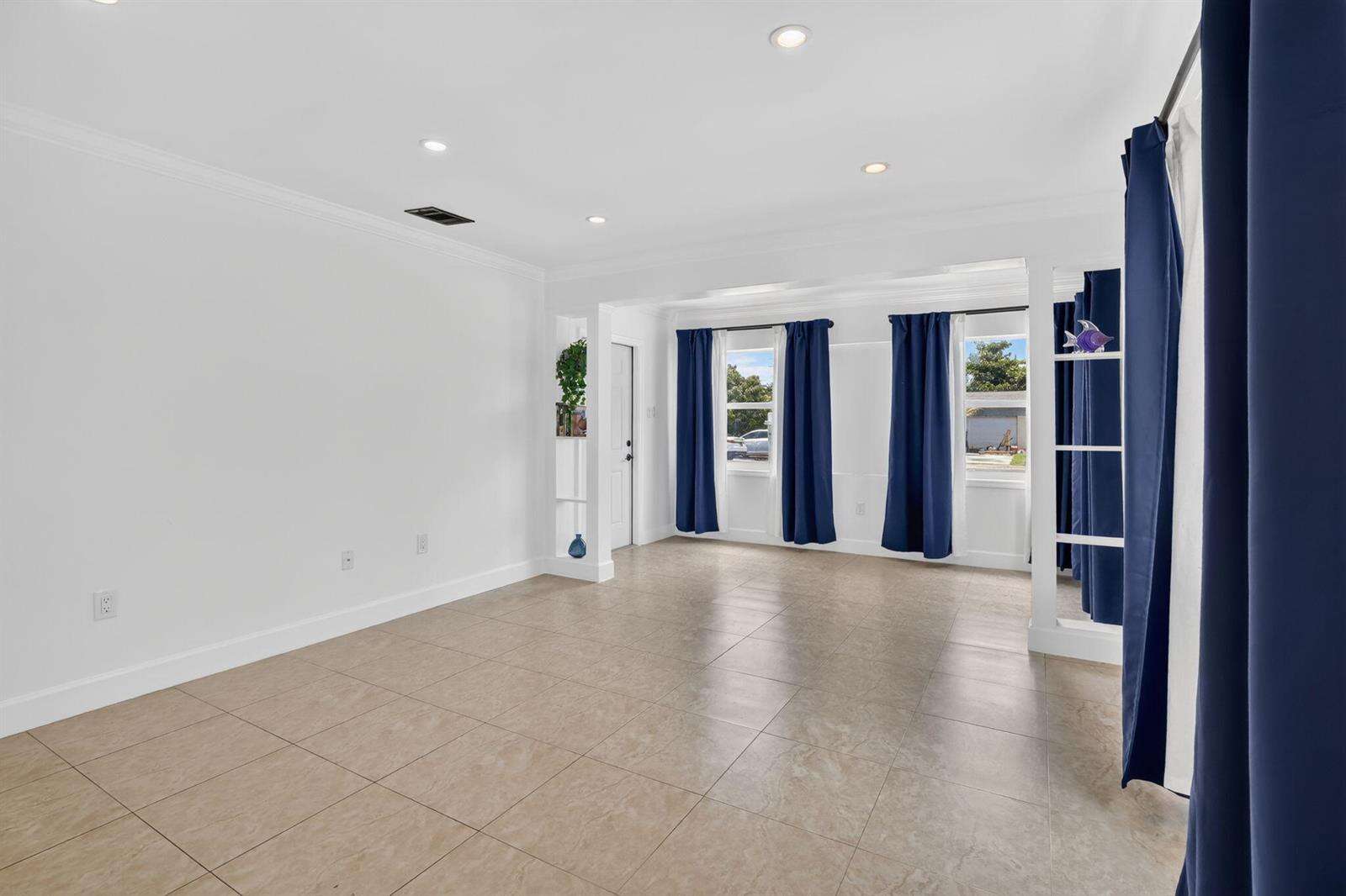 2427 Harding, Hollywood, FL 33020 - For Sale photo 12