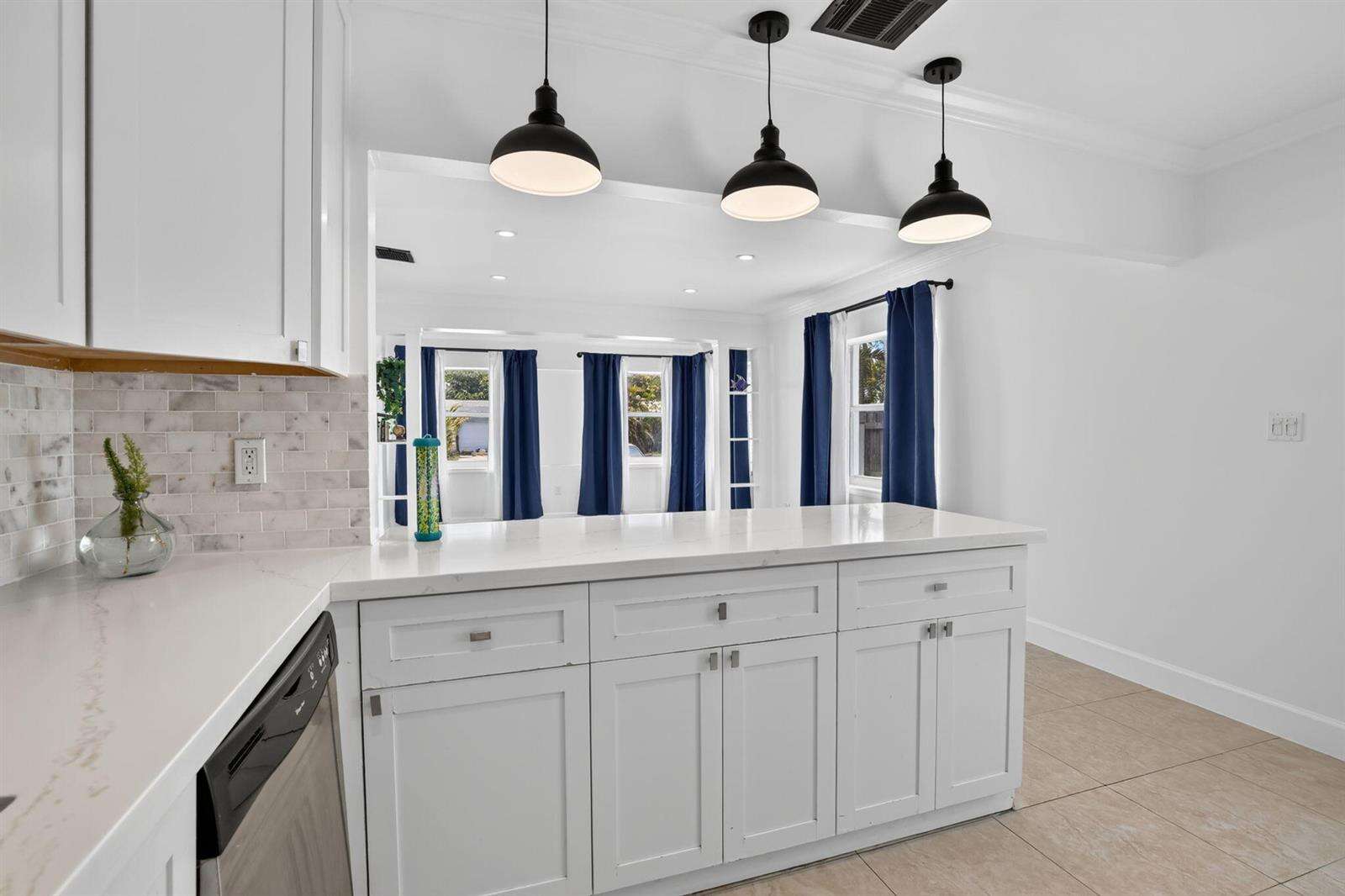 2427 Harding, Hollywood, FL 33020 - For Sale photo 15