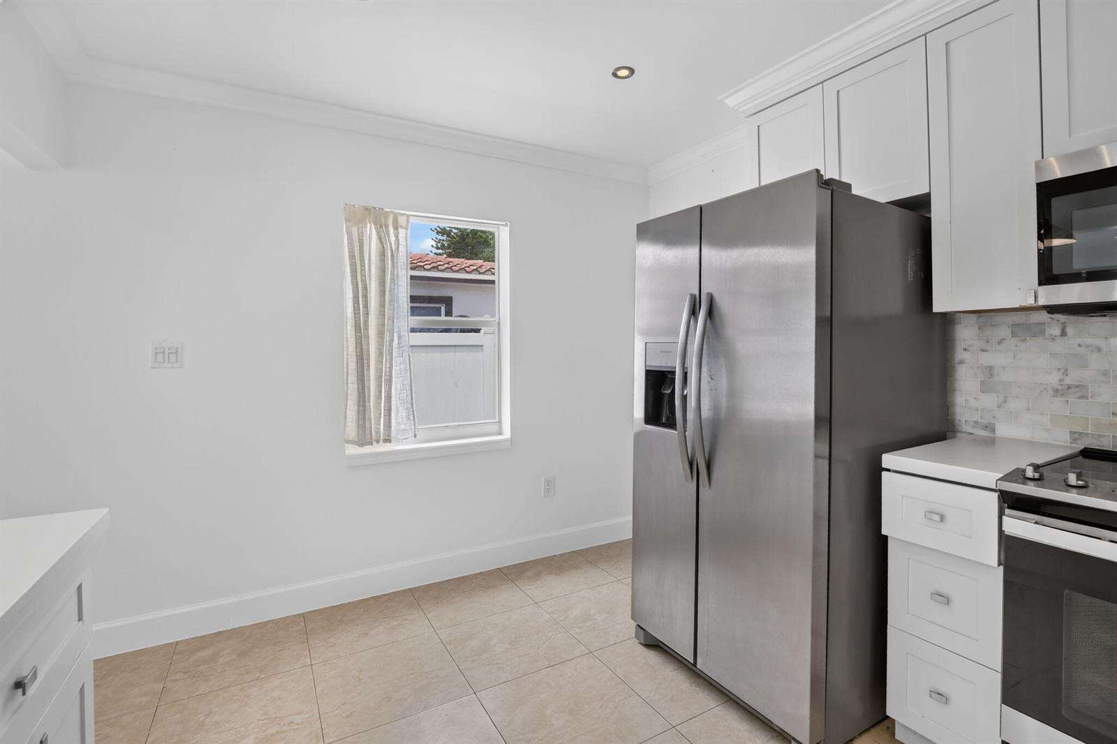 2427 Harding, Hollywood, FL 33020 - For Sale photo 16