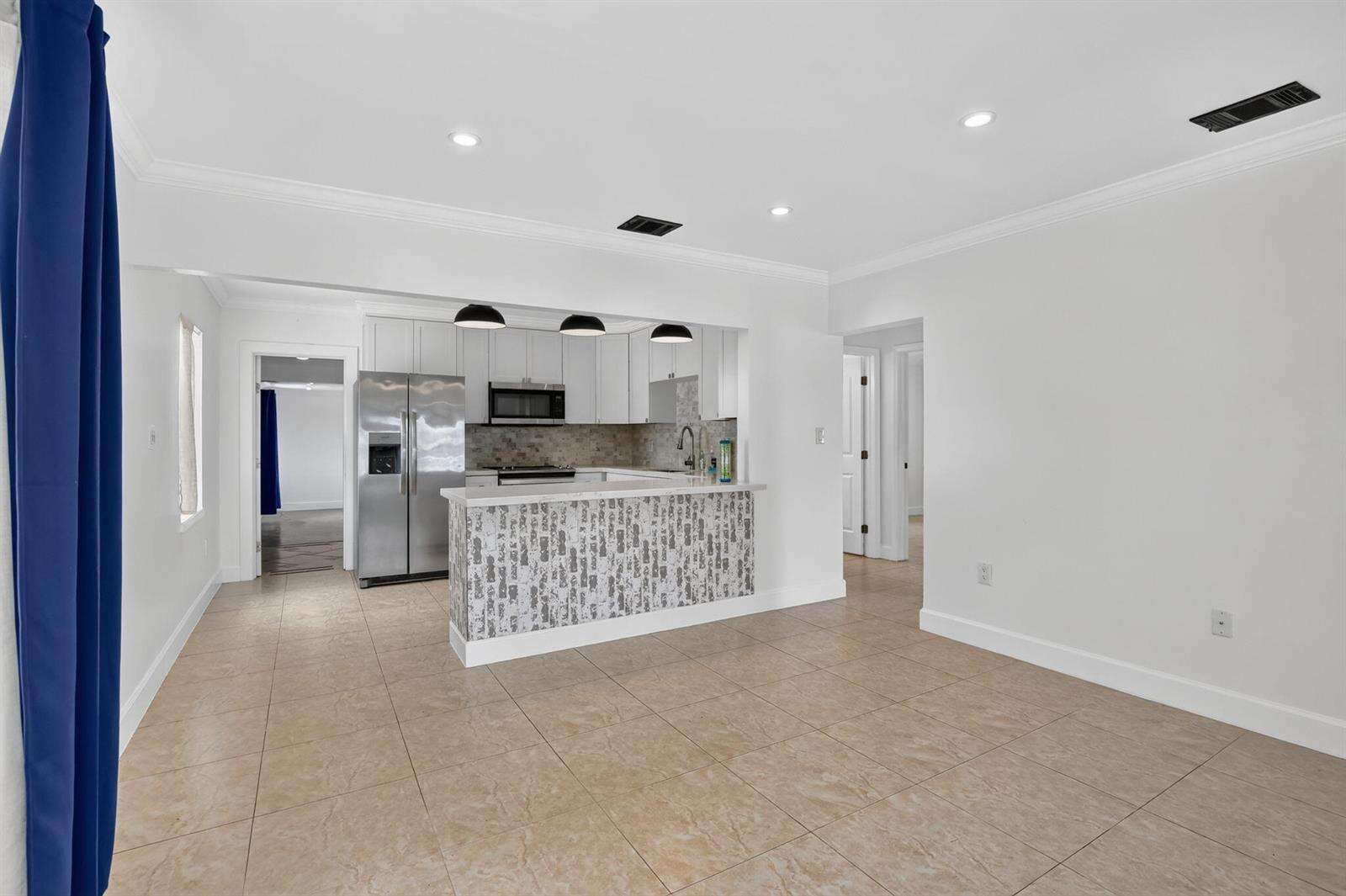 2427 Harding, Hollywood, FL 33020 - For Sale photo 10
