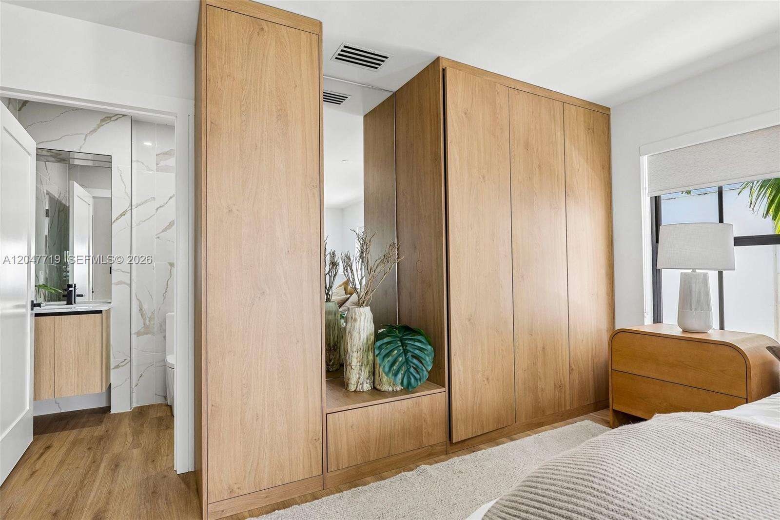 7811 Carlyle Ave, Miami Beach, FL 33141 - For Sale photo 19