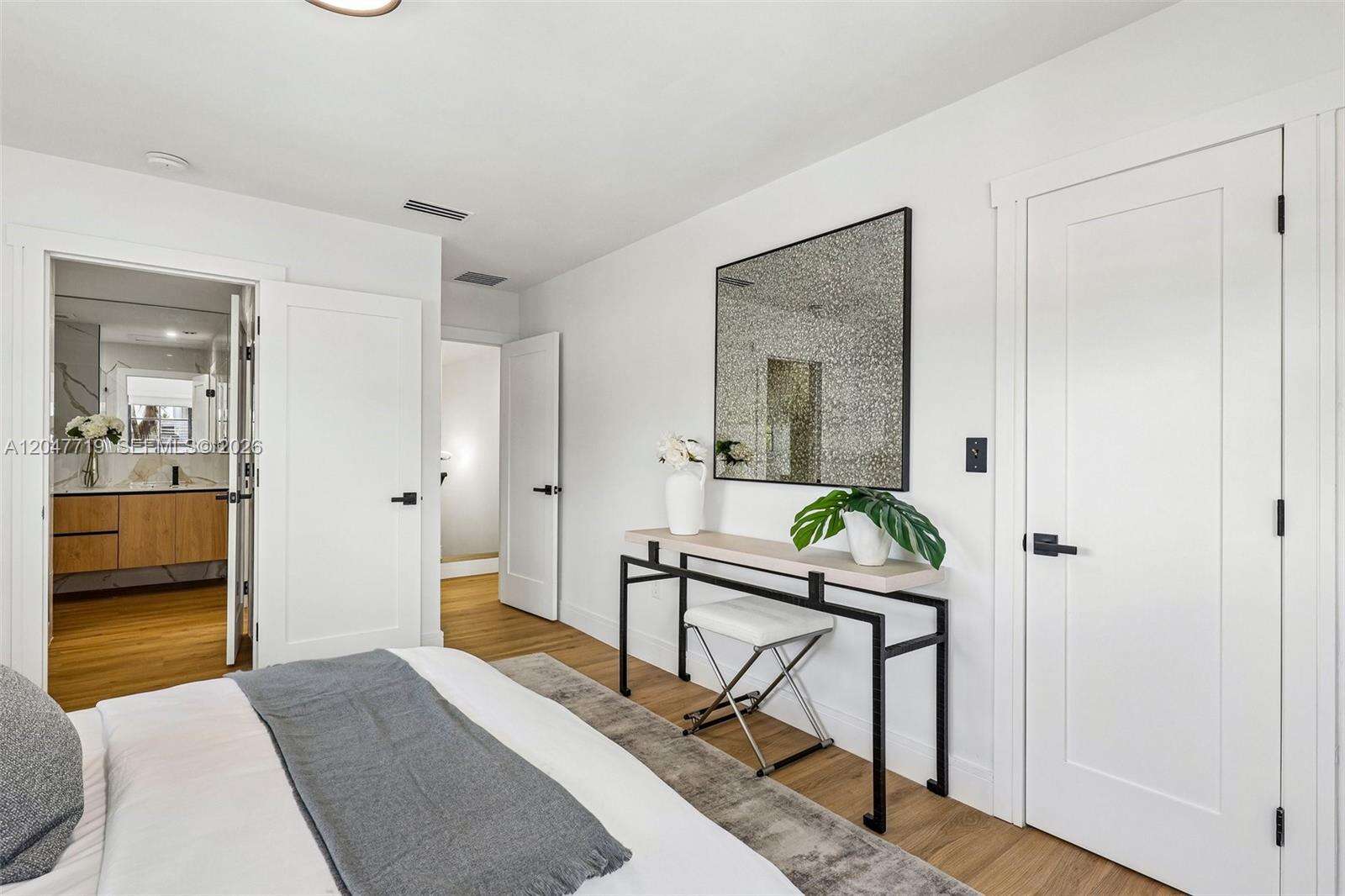 7811 Carlyle Ave, Miami Beach, FL 33141 - For Sale photo 34