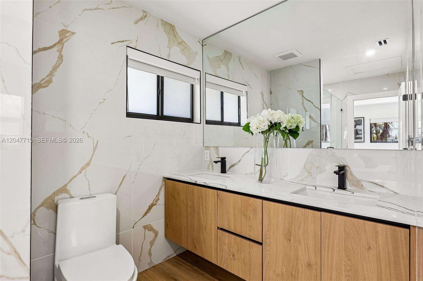 7811 Carlyle Ave, Miami Beach, FL 33141 - For Sale photo 38