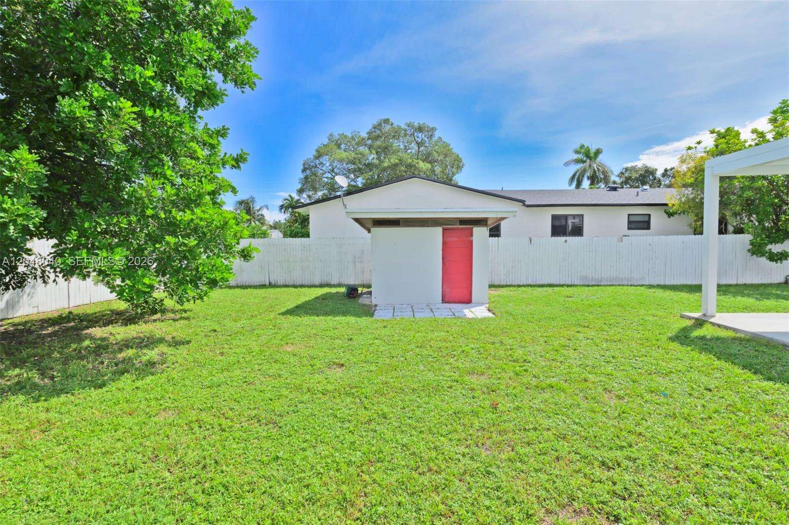 104 7th St, Hallandale Beach, FL 33009 - For Sale photo 22