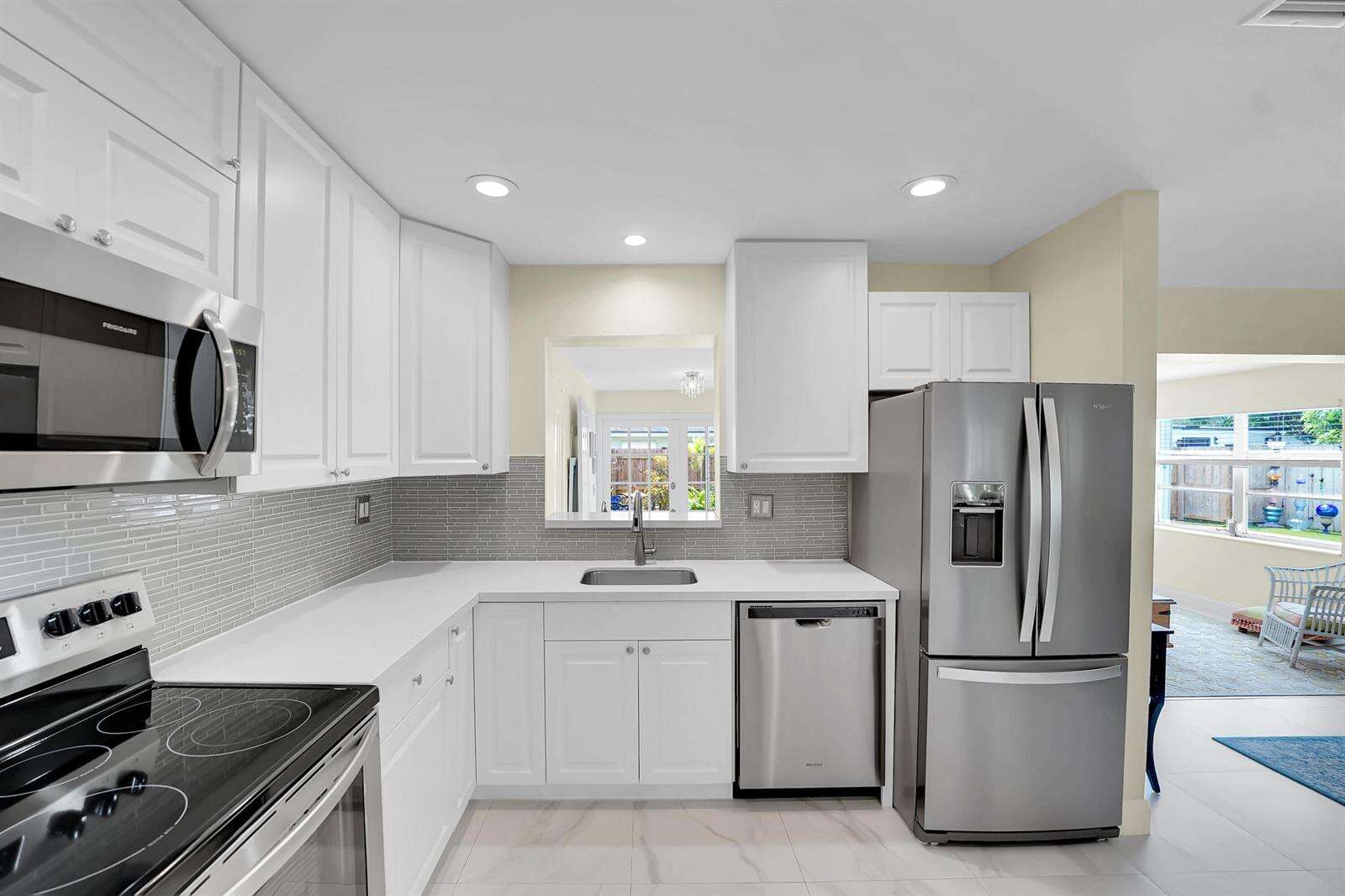707 32nd, Hollywood, FL 33021 - Pending Sale photo 19