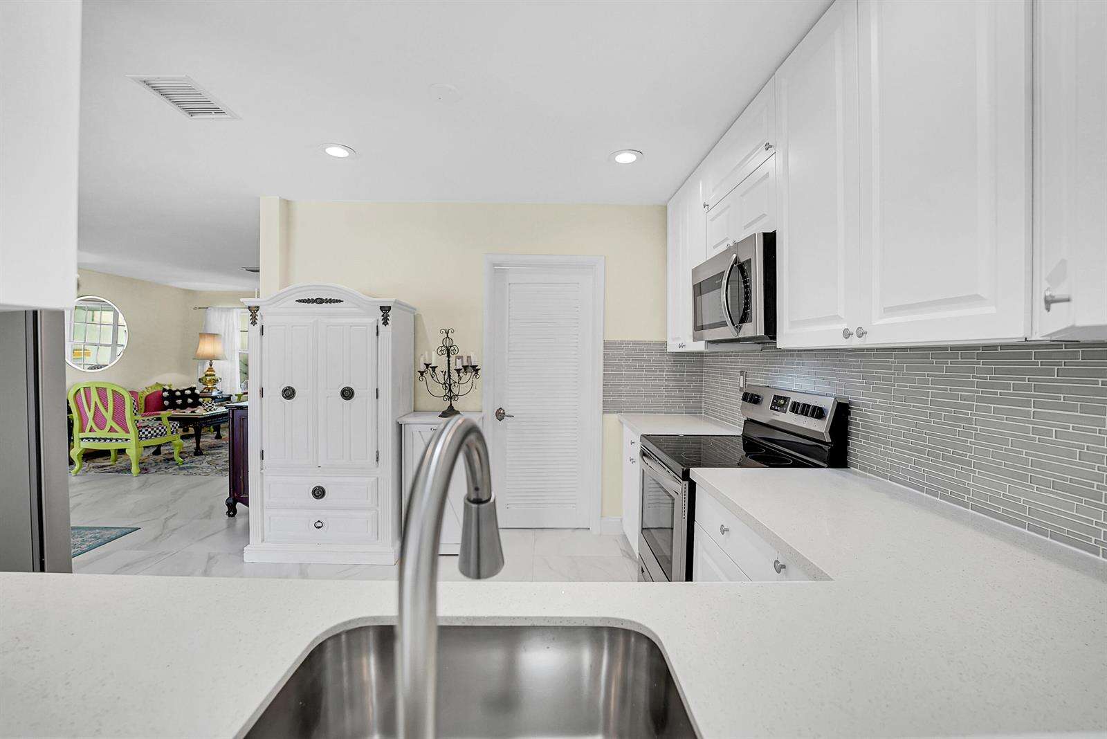 707 32nd, Hollywood, FL 33021 - Pending Sale photo 23