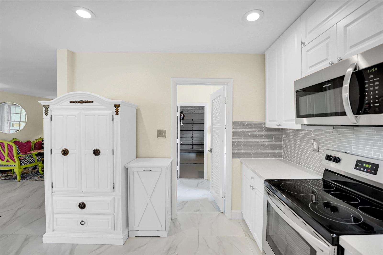 707 32nd, Hollywood, FL 33021 - Pending Sale photo 24