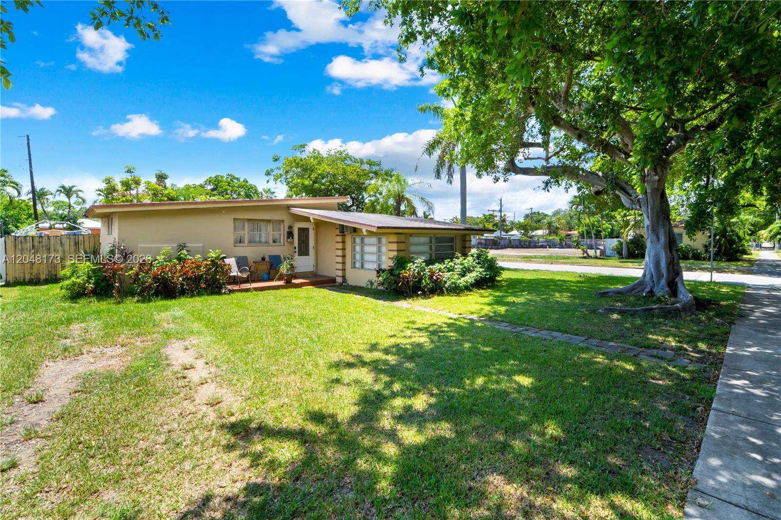 1300 20th Ave, Hollywood, FL 33020 - For Sale photo 1