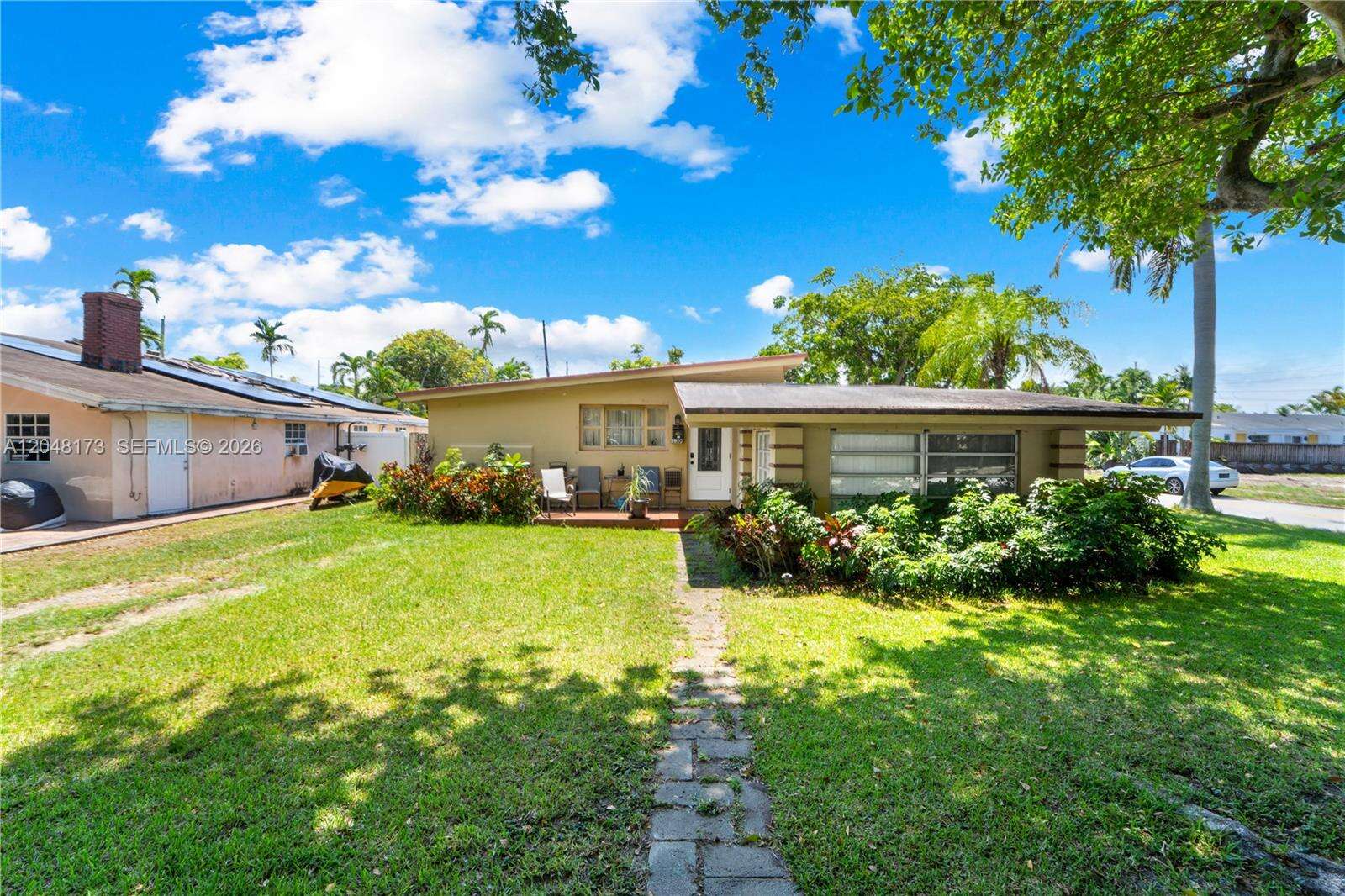 1300 20th Ave, Hollywood, FL 33020 - For Sale photo 2