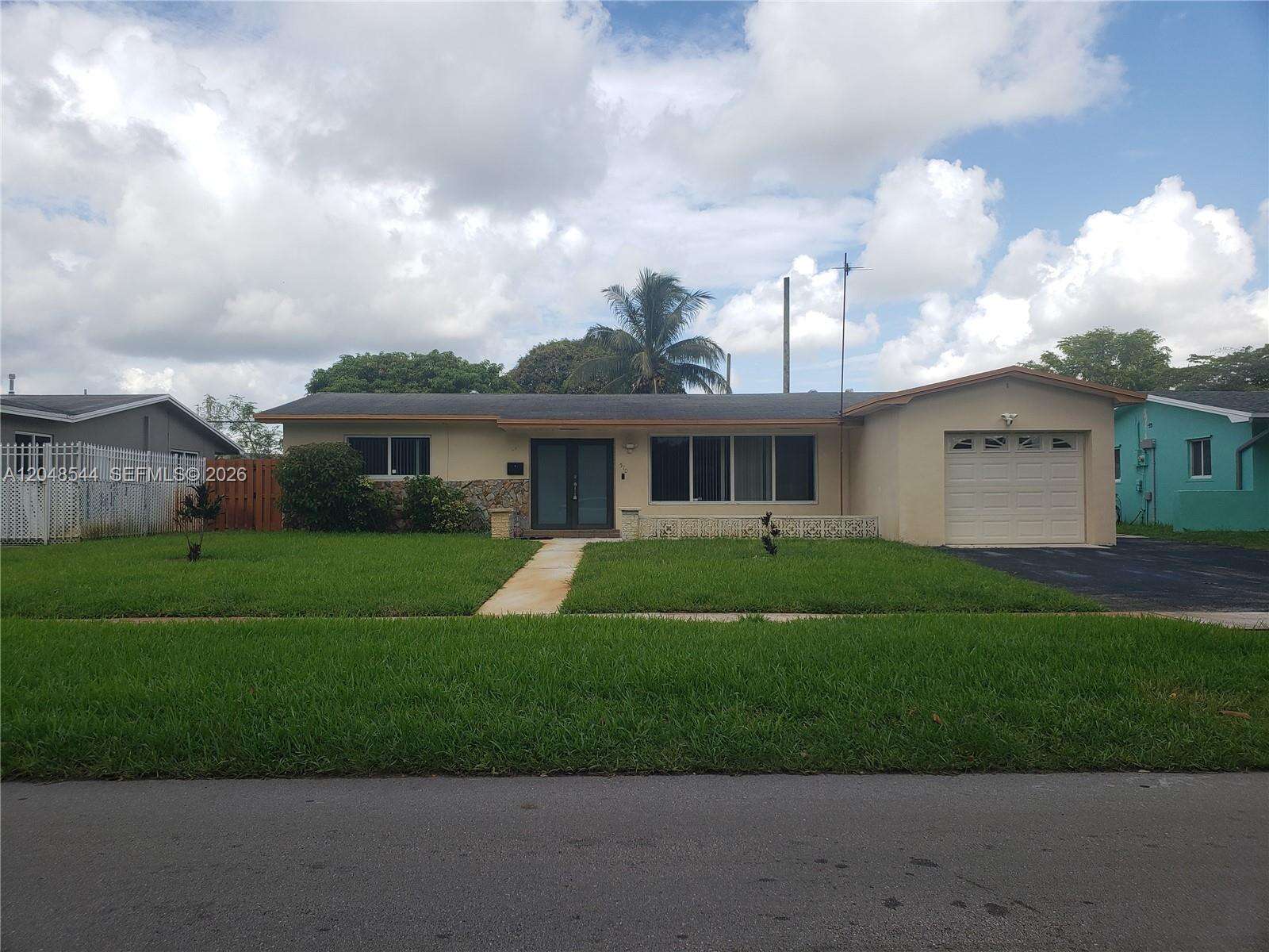 510 70th Ave, Pembroke Pines, FL 33023 - For Sale photo 2