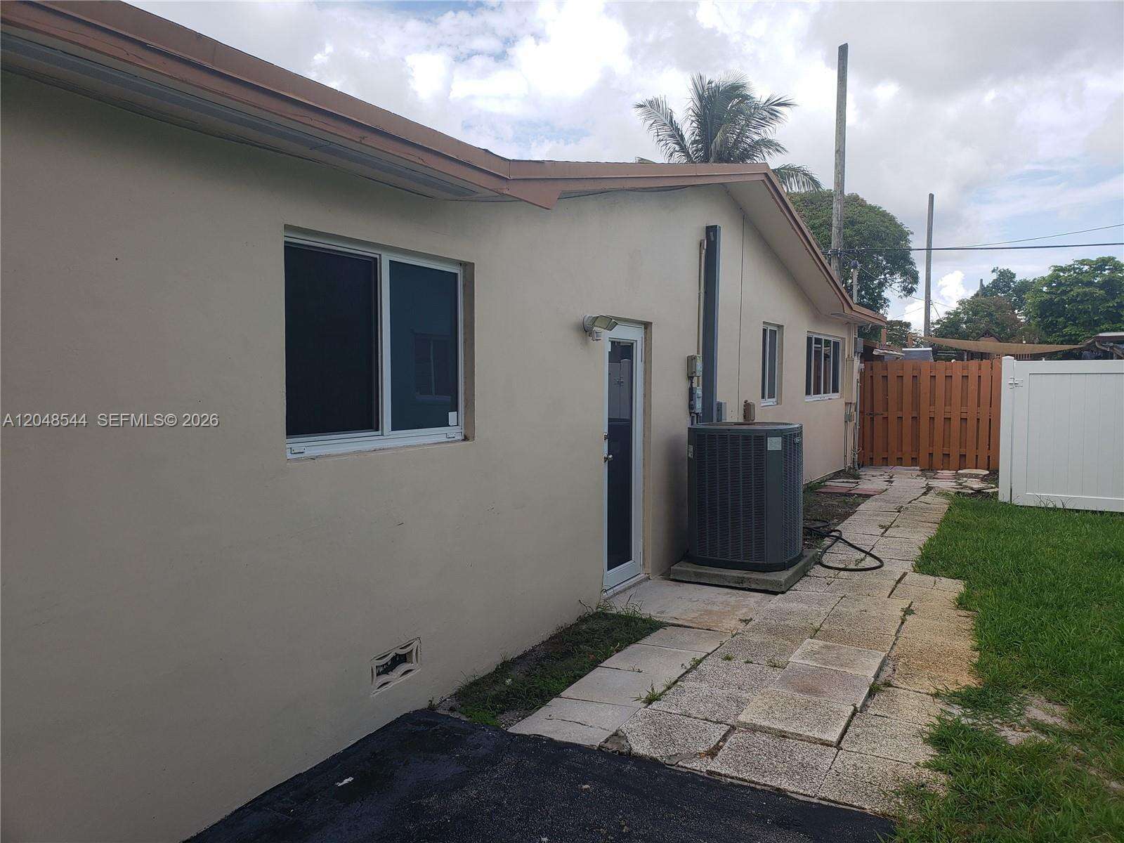 510 70th Ave, Pembroke Pines, FL 33023 - For Sale photo 6