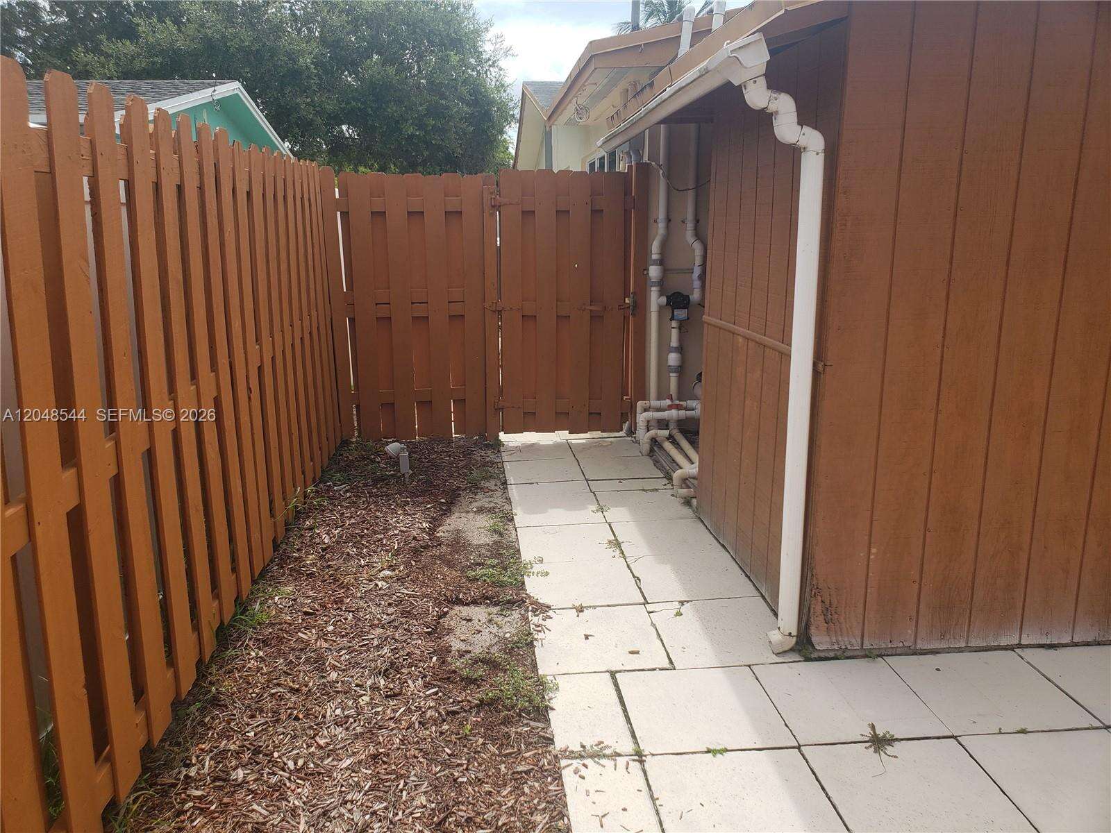 510 70th Ave, Pembroke Pines, FL 33023 - For Sale photo 67