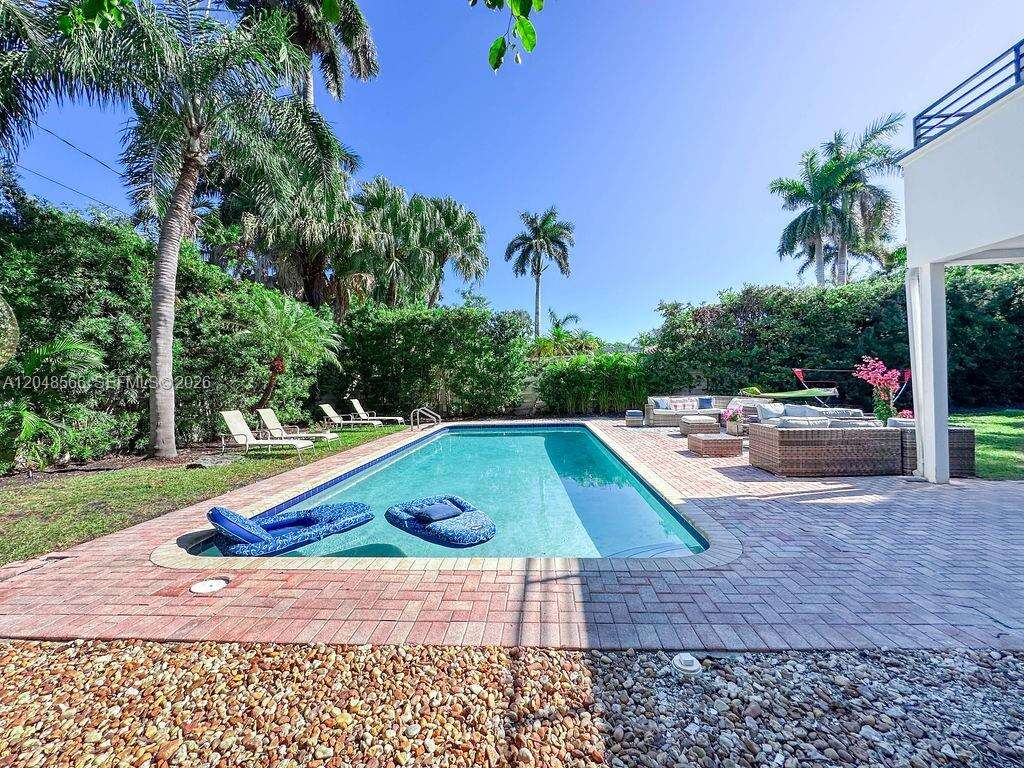 1255 Jackson St, Hollywood, FL 33019 - For Sale photo 17
