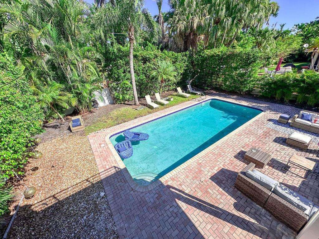 1255 Jackson St, Hollywood, FL 33019 - For Sale photo 4