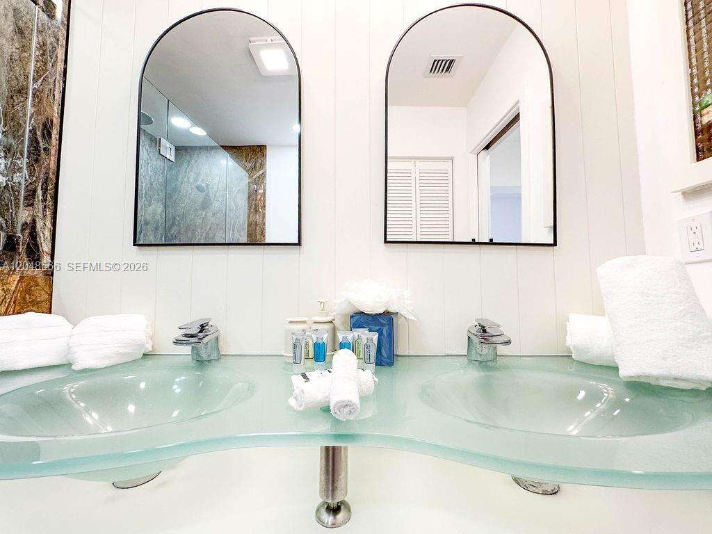 1255 Jackson St, Hollywood, FL 33019 - For Sale photo 40