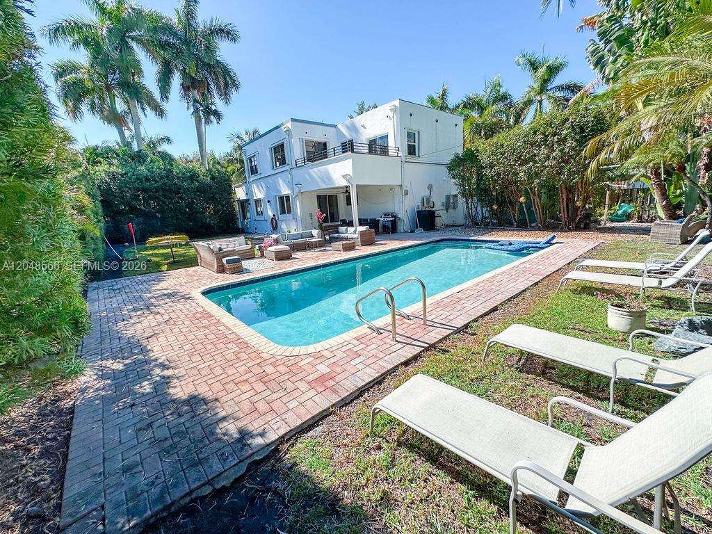1255 Jackson St, Hollywood, FL 33019 - For Sale photo 8